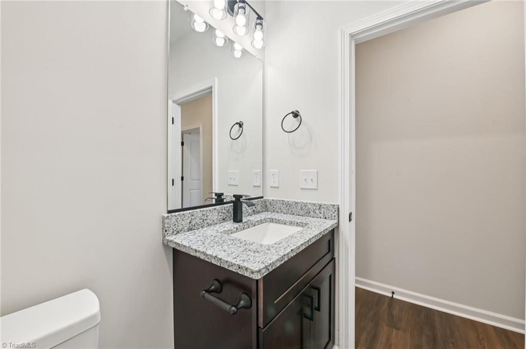 property viewer photo 17