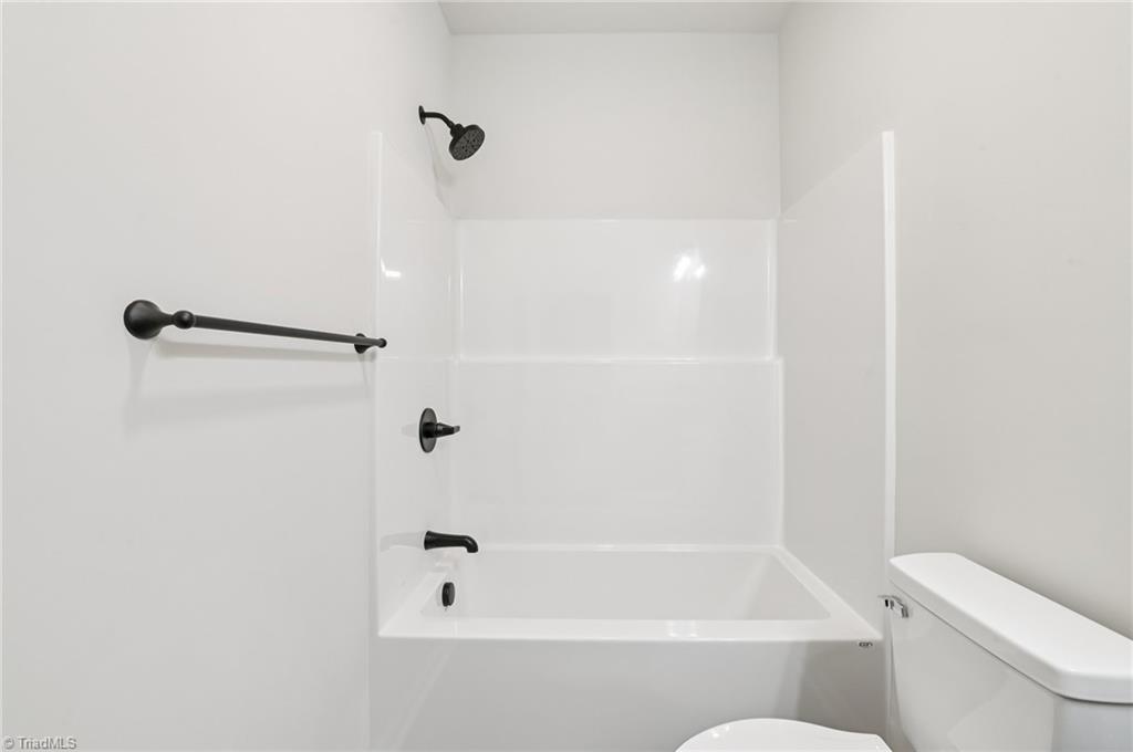 property viewer photo 18