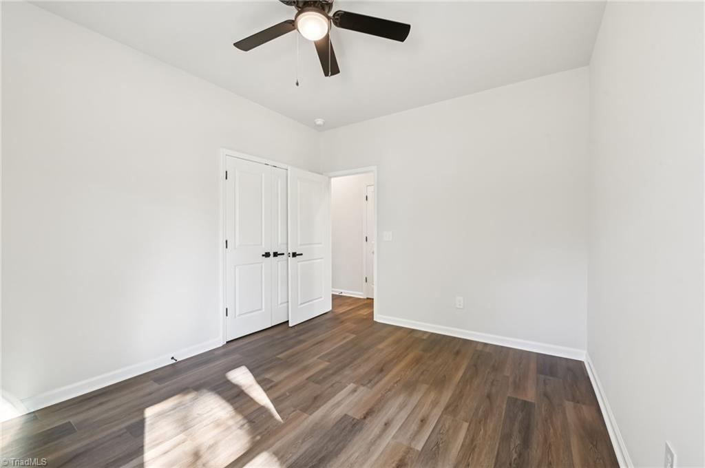 property viewer photo 22