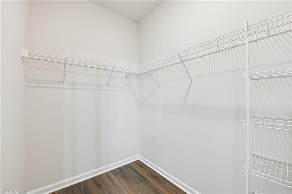 property viewer photo 24