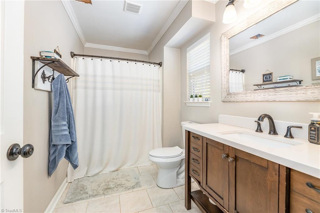 property viewer photo 13
