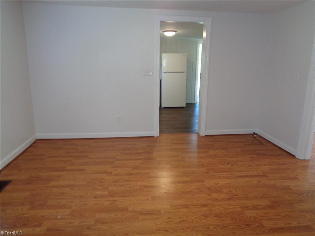 property viewer photo 15