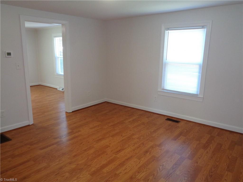 property viewer photo 16