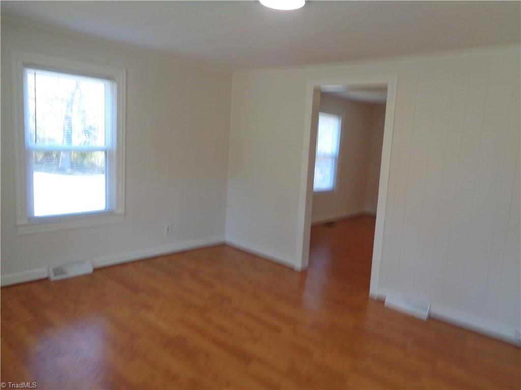 property viewer photo 4