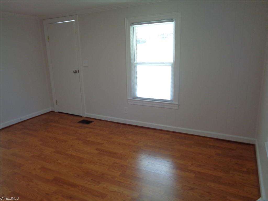 property viewer photo 5