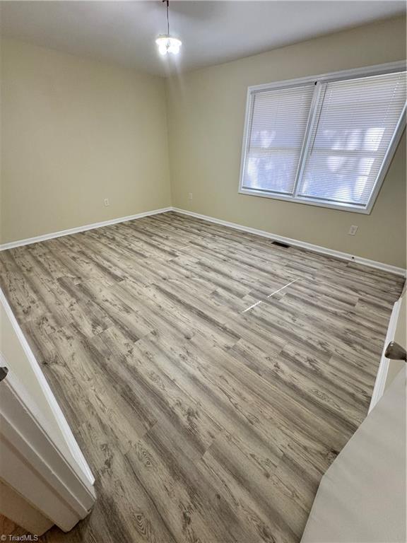 property viewer photo 4