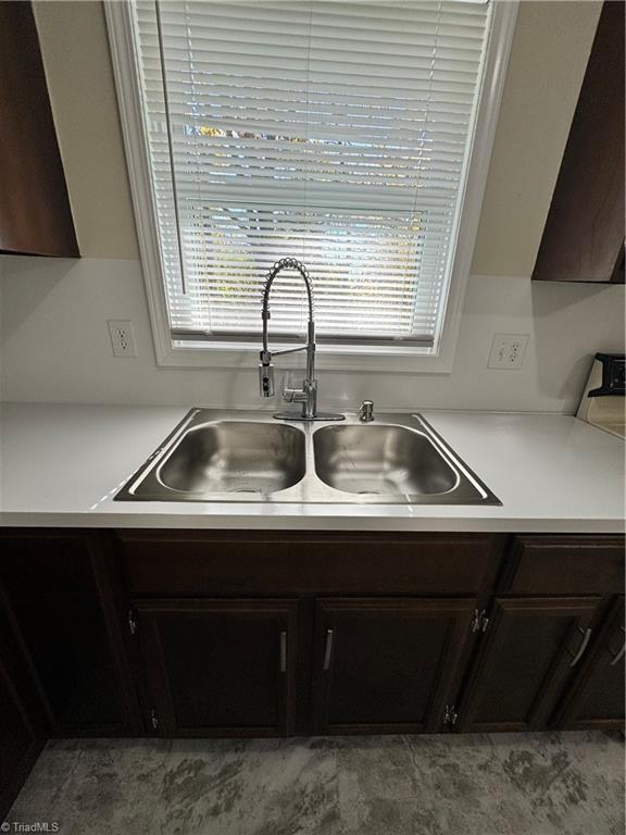 property viewer photo 6