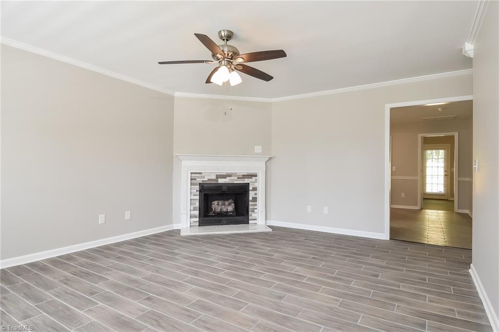 property viewer photo 2