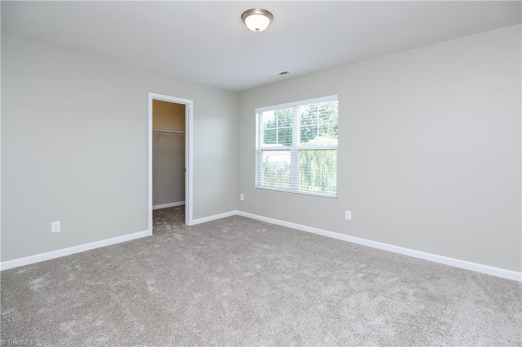 property viewer photo 13