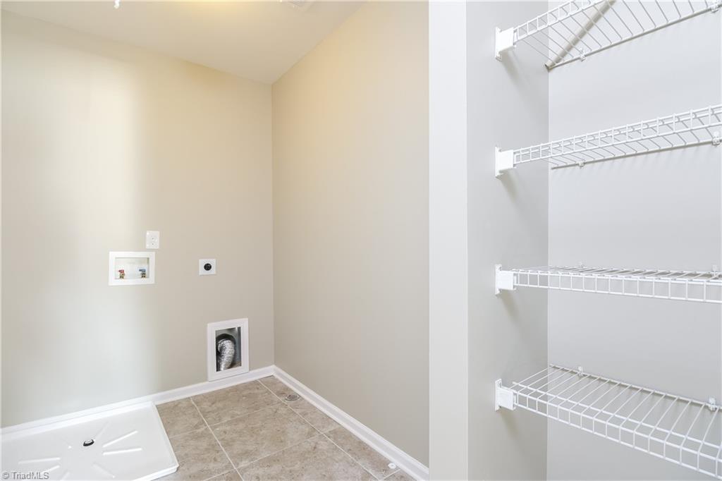 property viewer photo 15