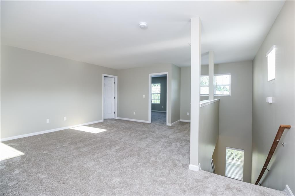 property viewer photo 4