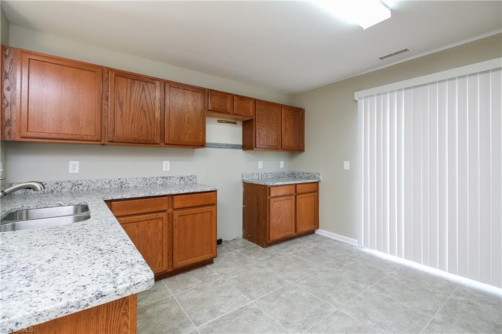 property viewer photo 7