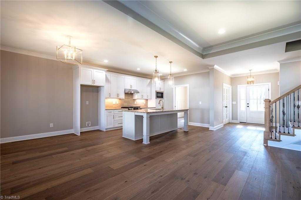 property viewer photo 10