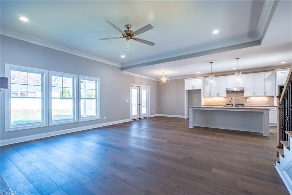 property viewer photo 14
