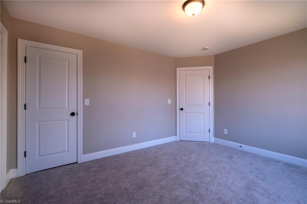 property viewer photo 27