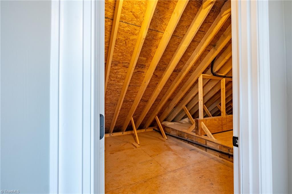 property viewer photo 32