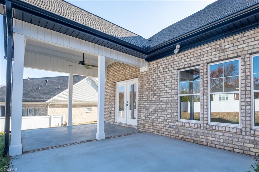 property viewer photo 6