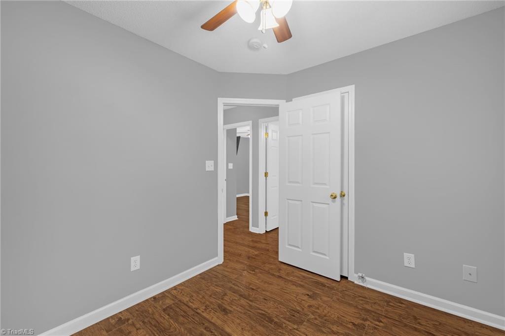property viewer photo 19
