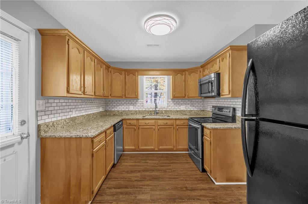 property viewer photo 9