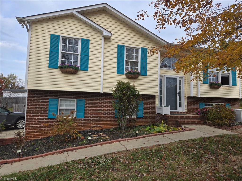 main property photo 0