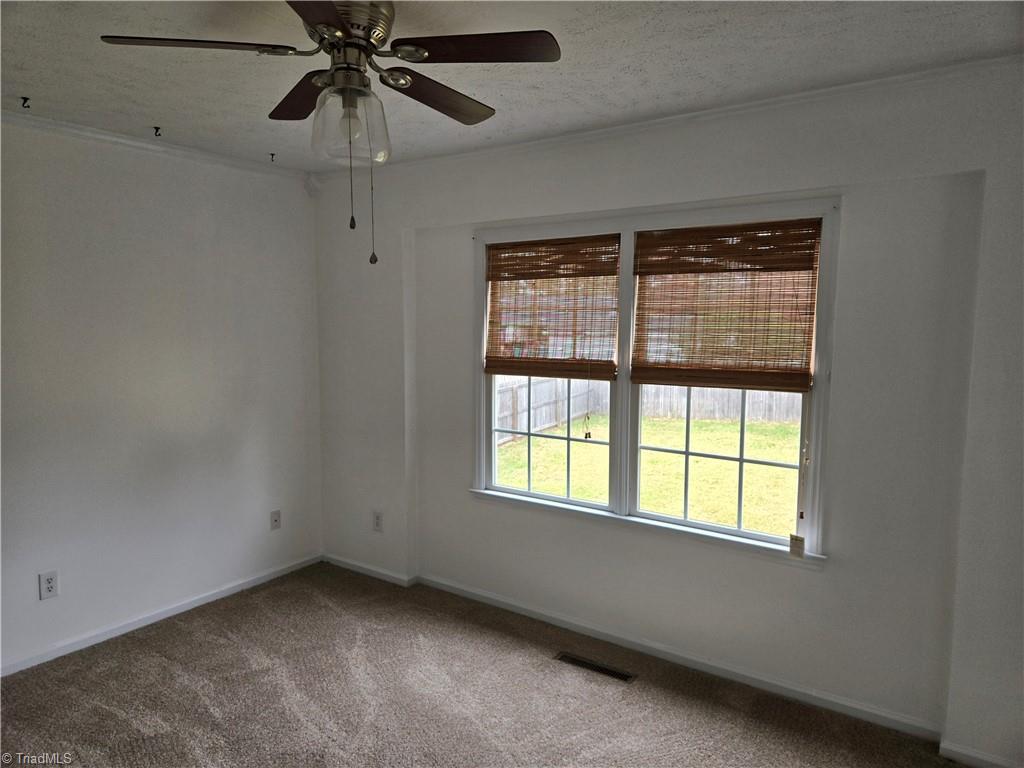 property viewer photo 7