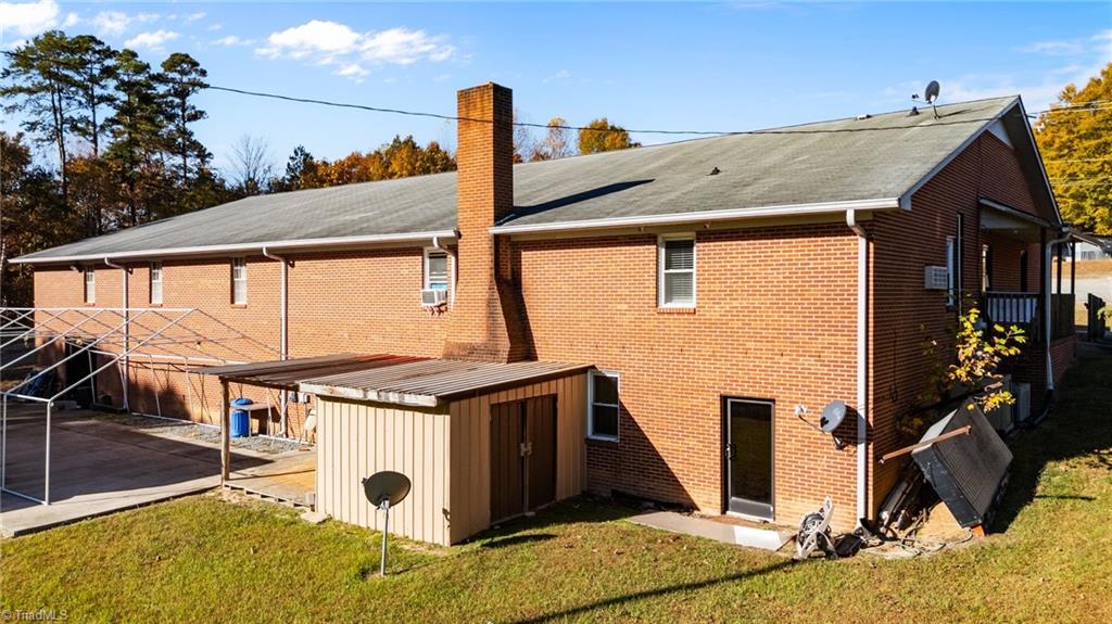 main property photo 4
