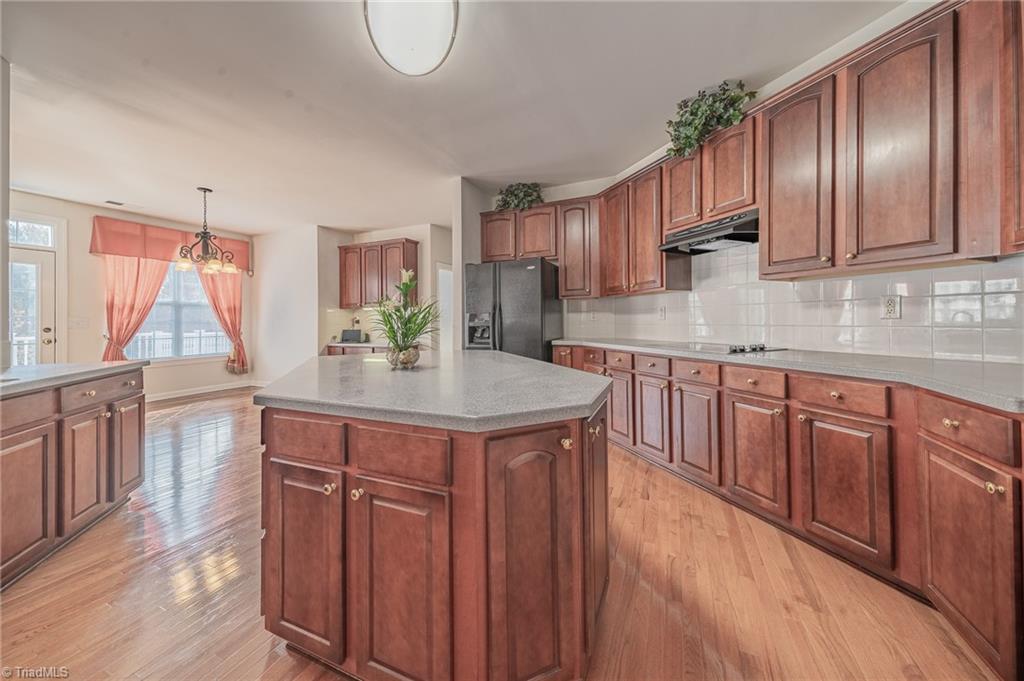 property viewer photo 8