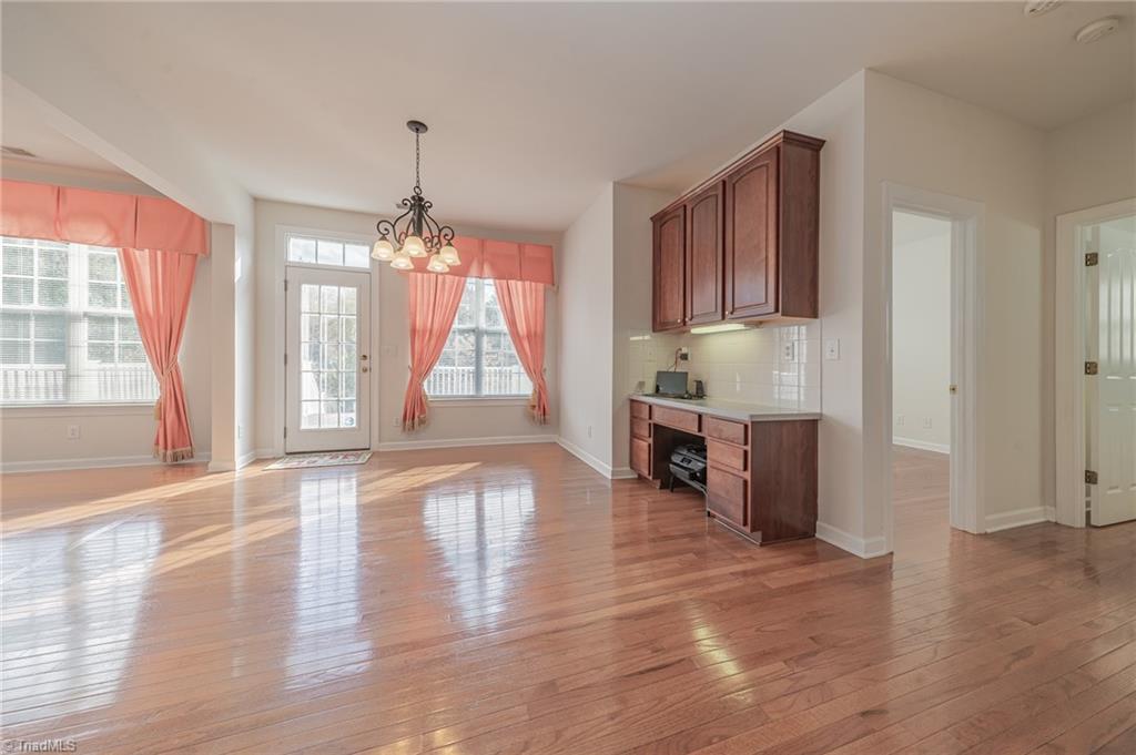 property viewer photo 9