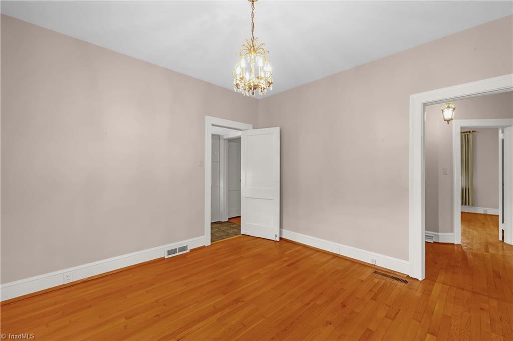 property viewer photo 10