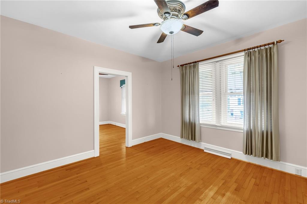 property viewer photo 20