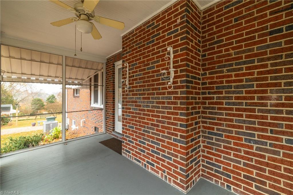 property viewer photo 26