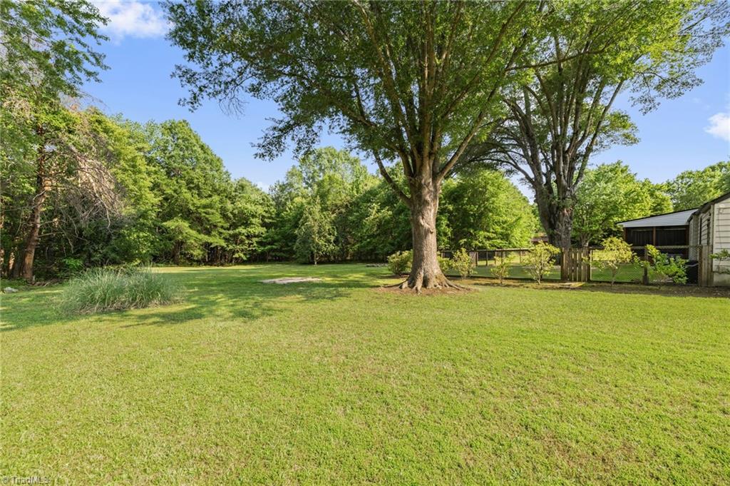 property viewer photo 40