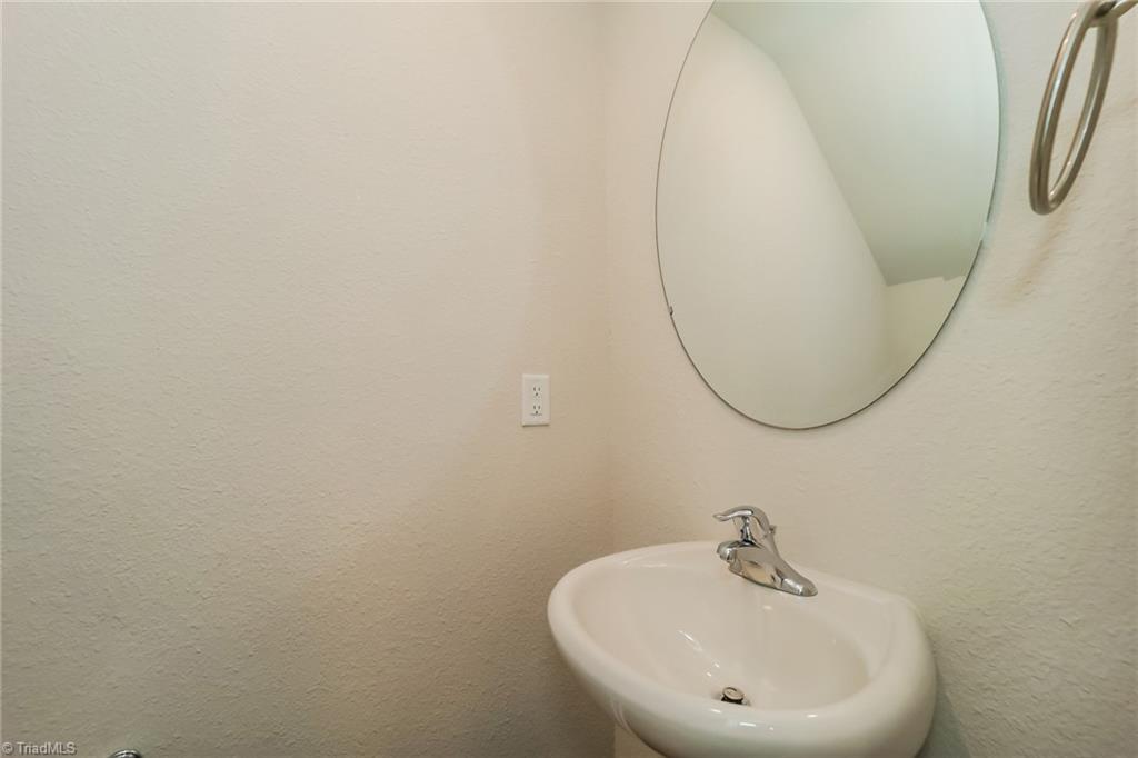 property viewer photo 13