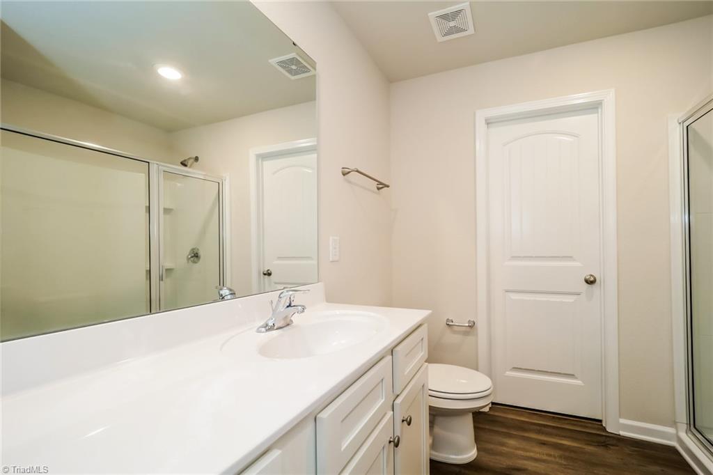 property viewer photo 5