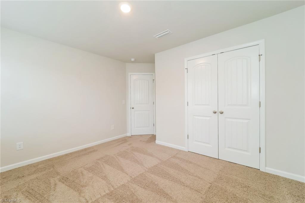 property viewer photo 7