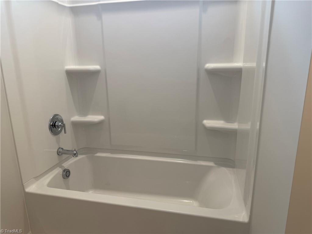 property viewer photo 13
