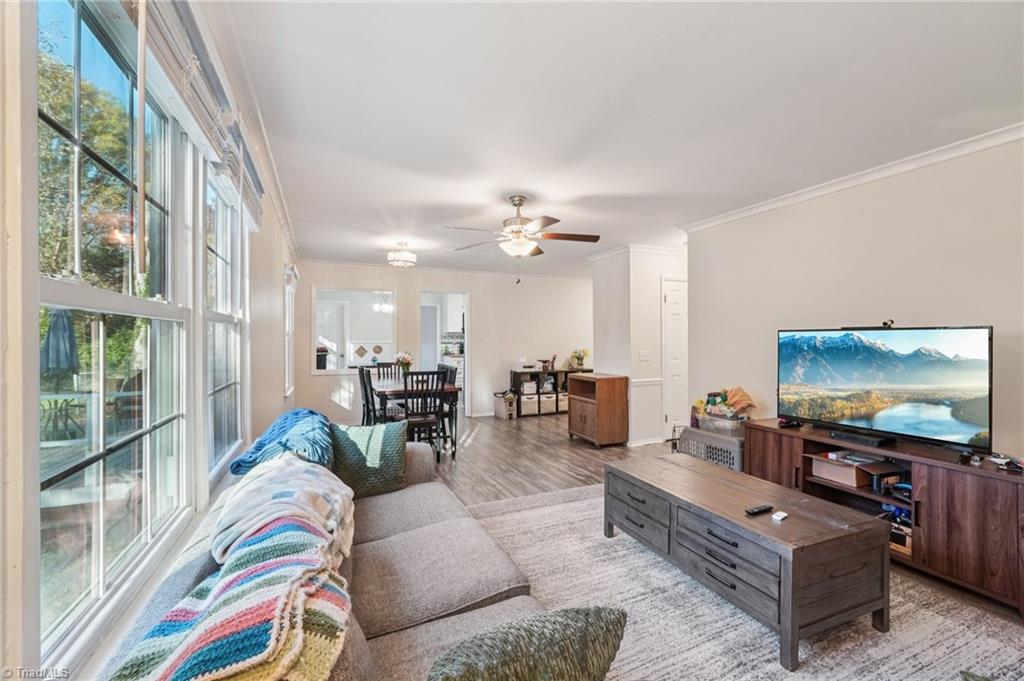 property viewer photo 15