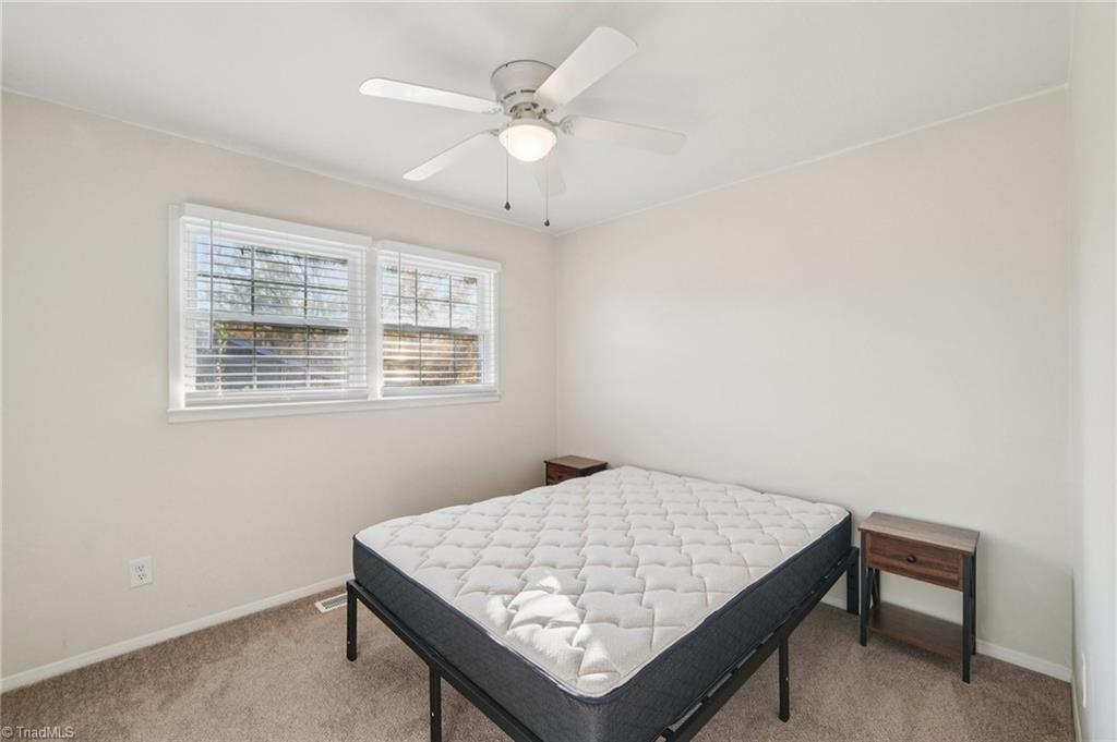 property viewer photo 30