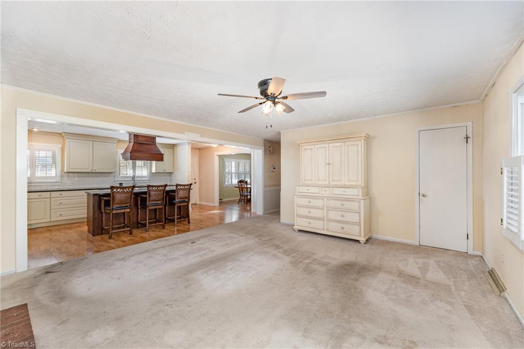 property viewer photo 1