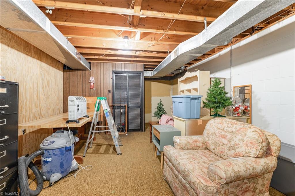 property viewer photo 16