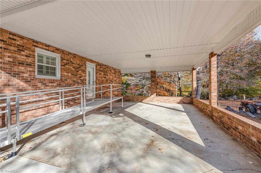 property viewer photo 17