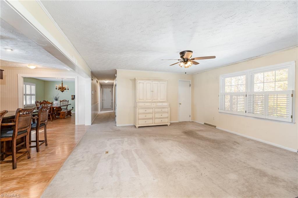 property viewer photo 2