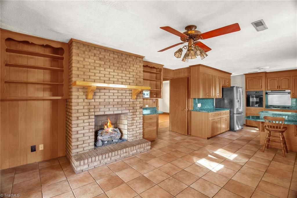property viewer photo 6
