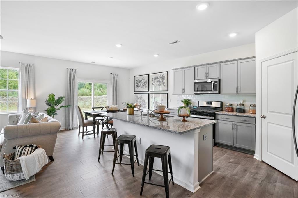 property viewer photo 1