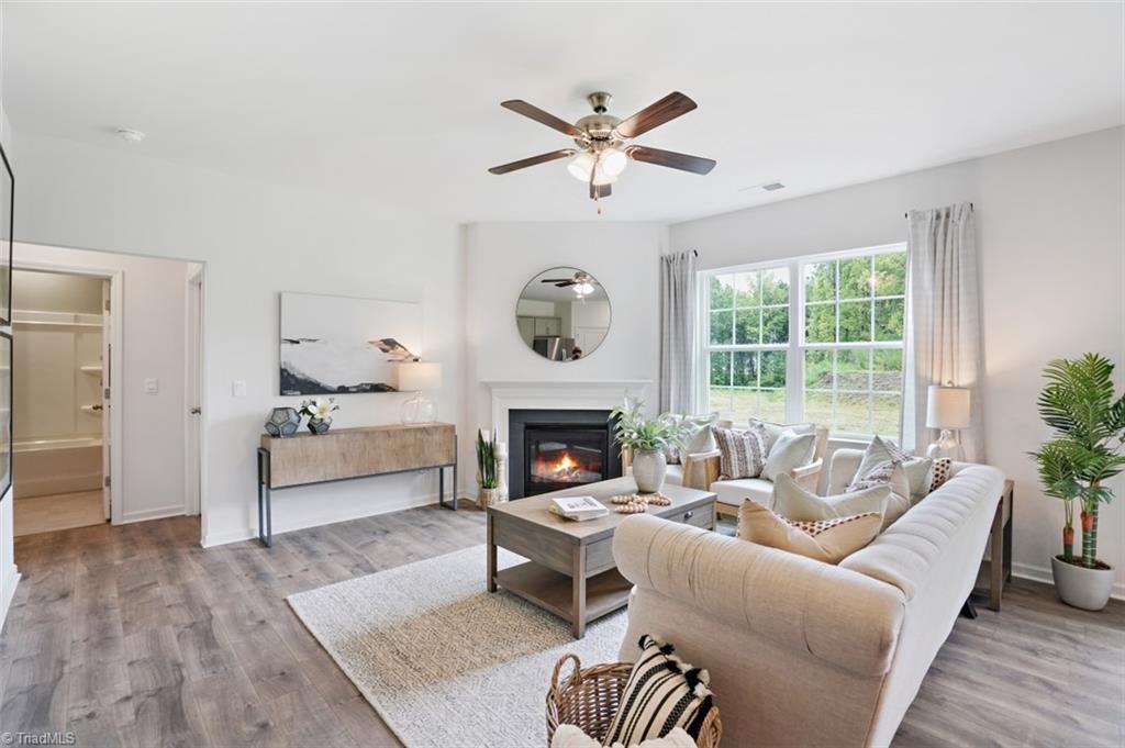 property viewer photo 11