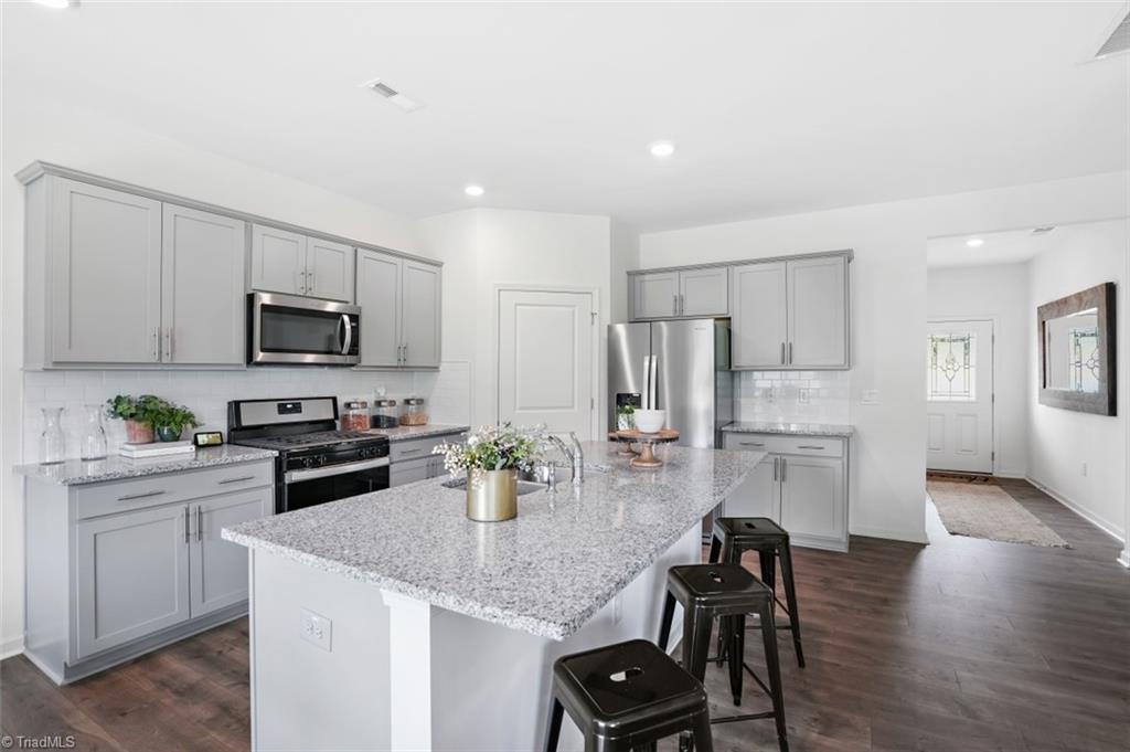 property viewer photo 2