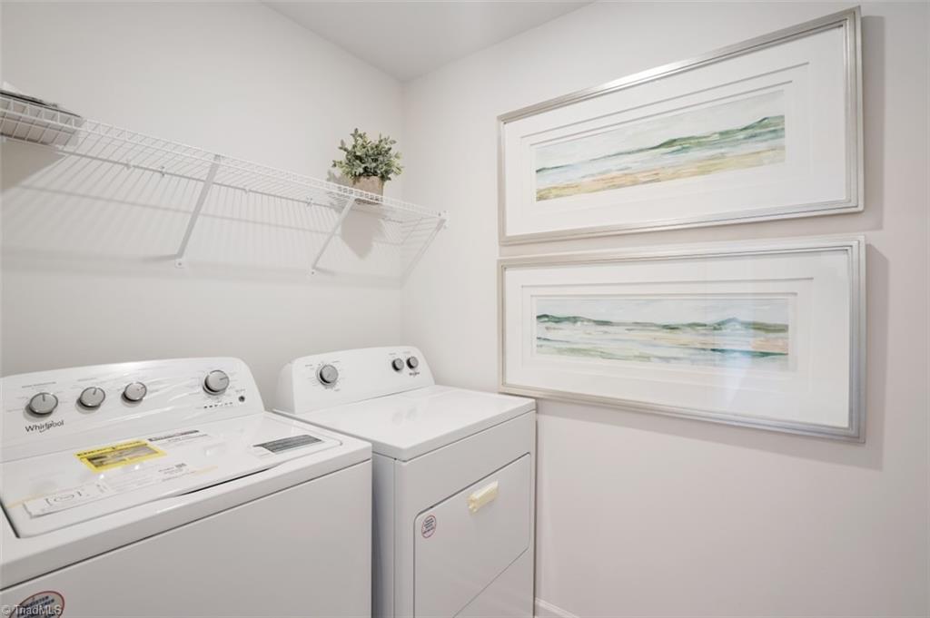 property viewer photo 26
