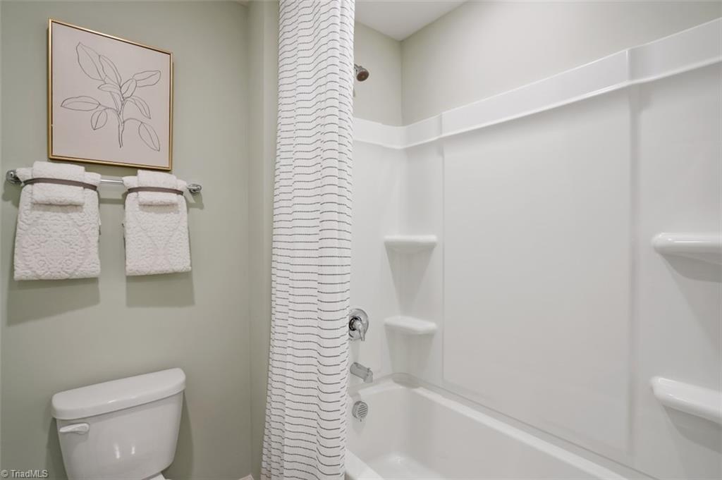 property viewer photo 31
