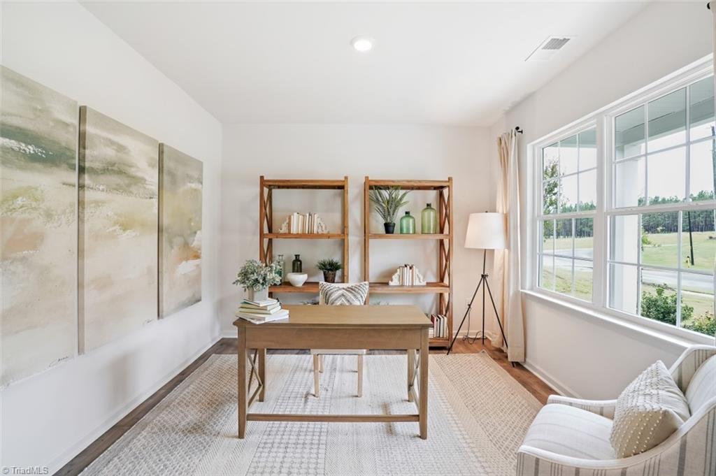 property viewer photo 6