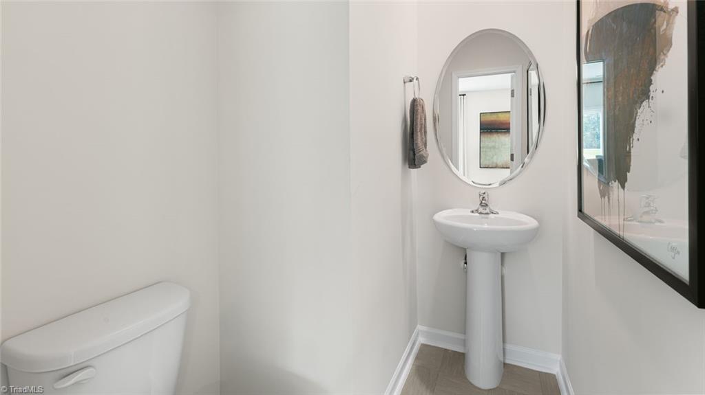 property viewer photo 18
